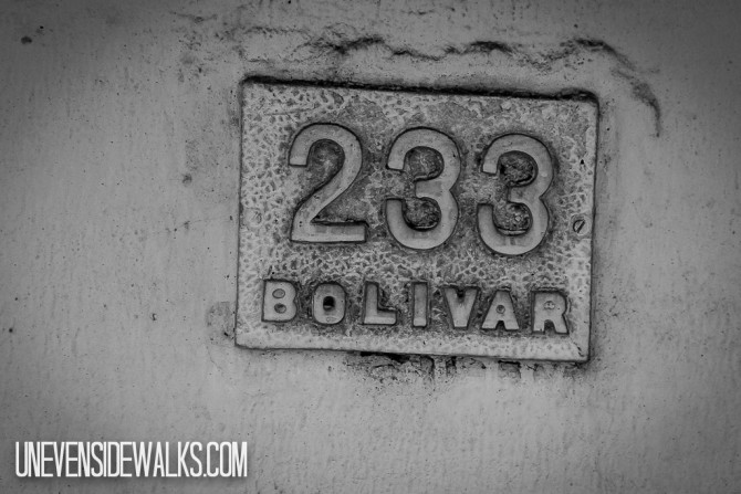 Address Sign Bolivar